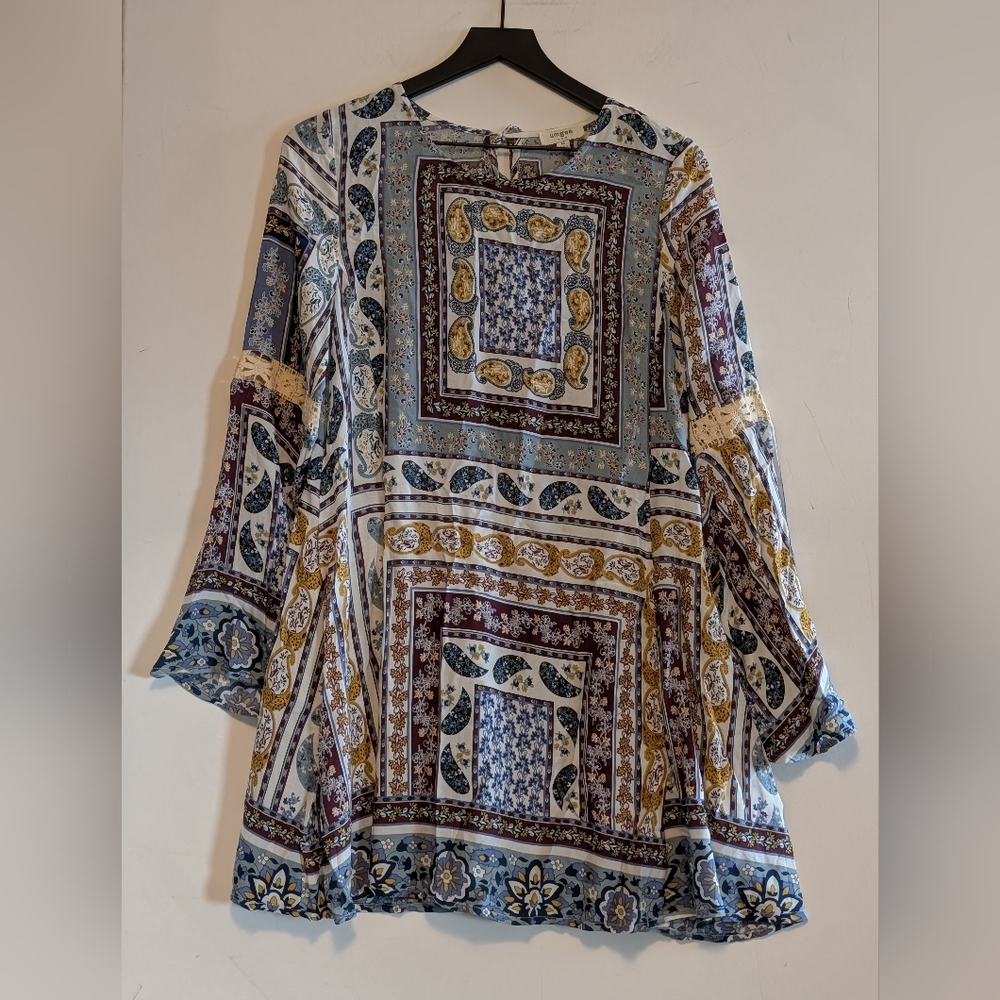 Umgee M Boho Paisley Tunic Bell Sleeve Lace Trim Peasant Top Tunic Flowy Blouse